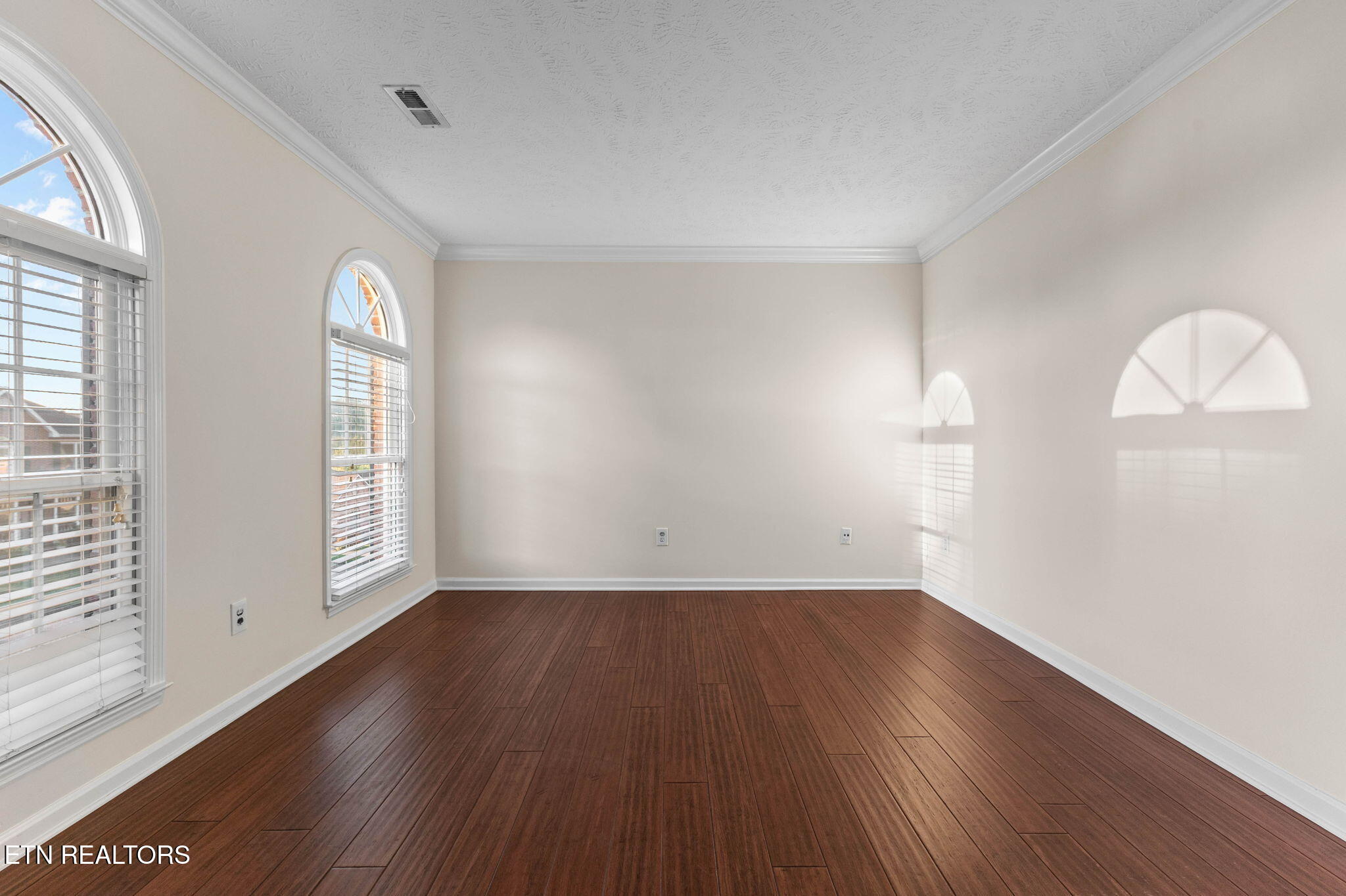 1220 Kirby Glen Drive