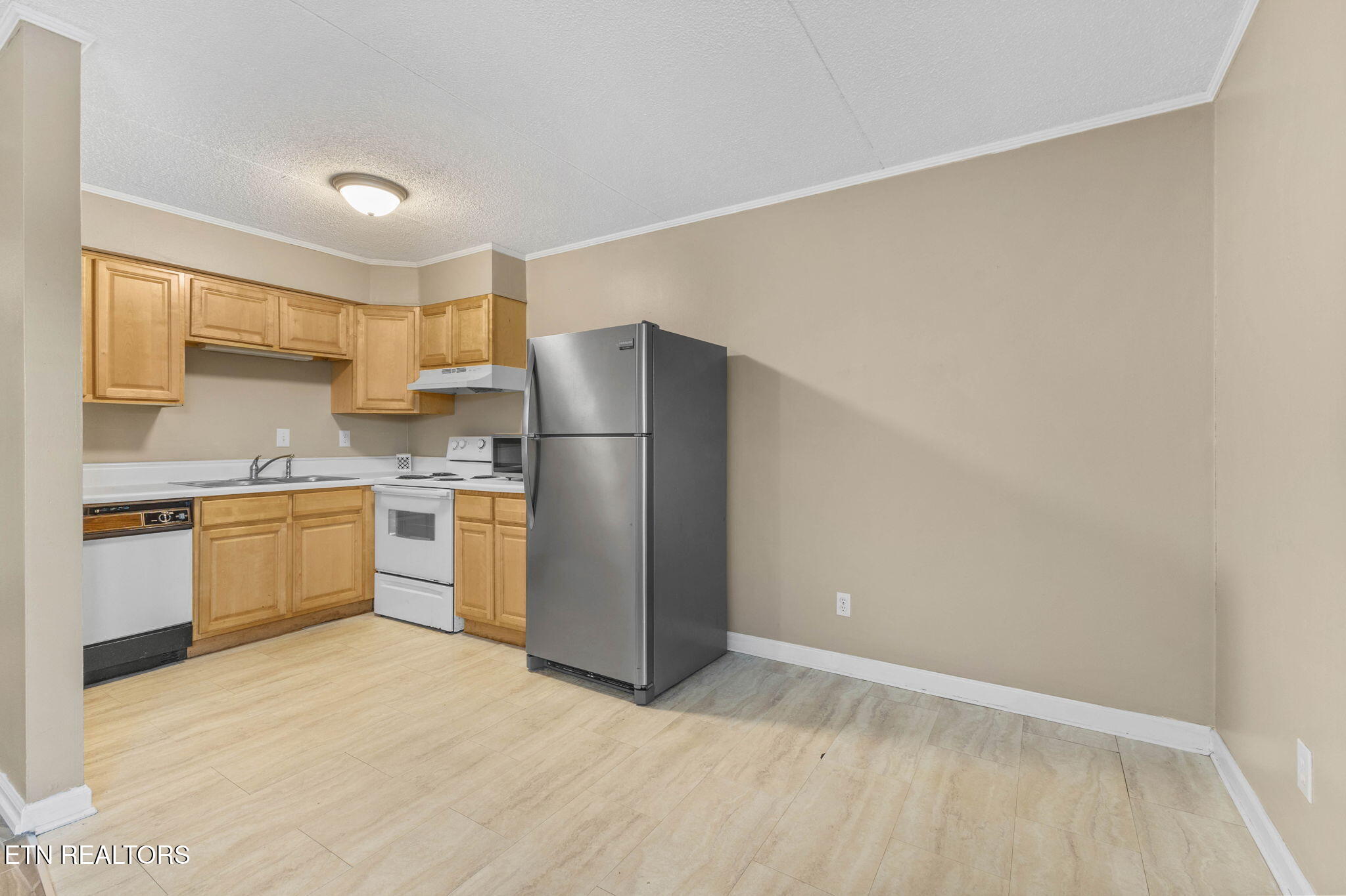 2718 Painter Ave, A106