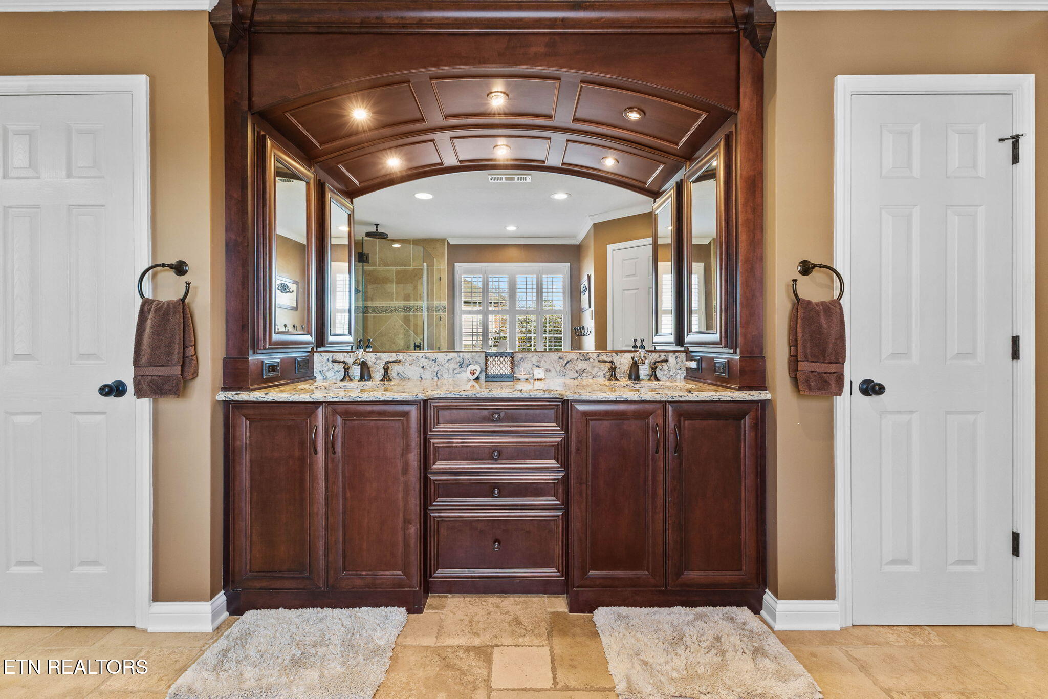 105 Center Park Lane