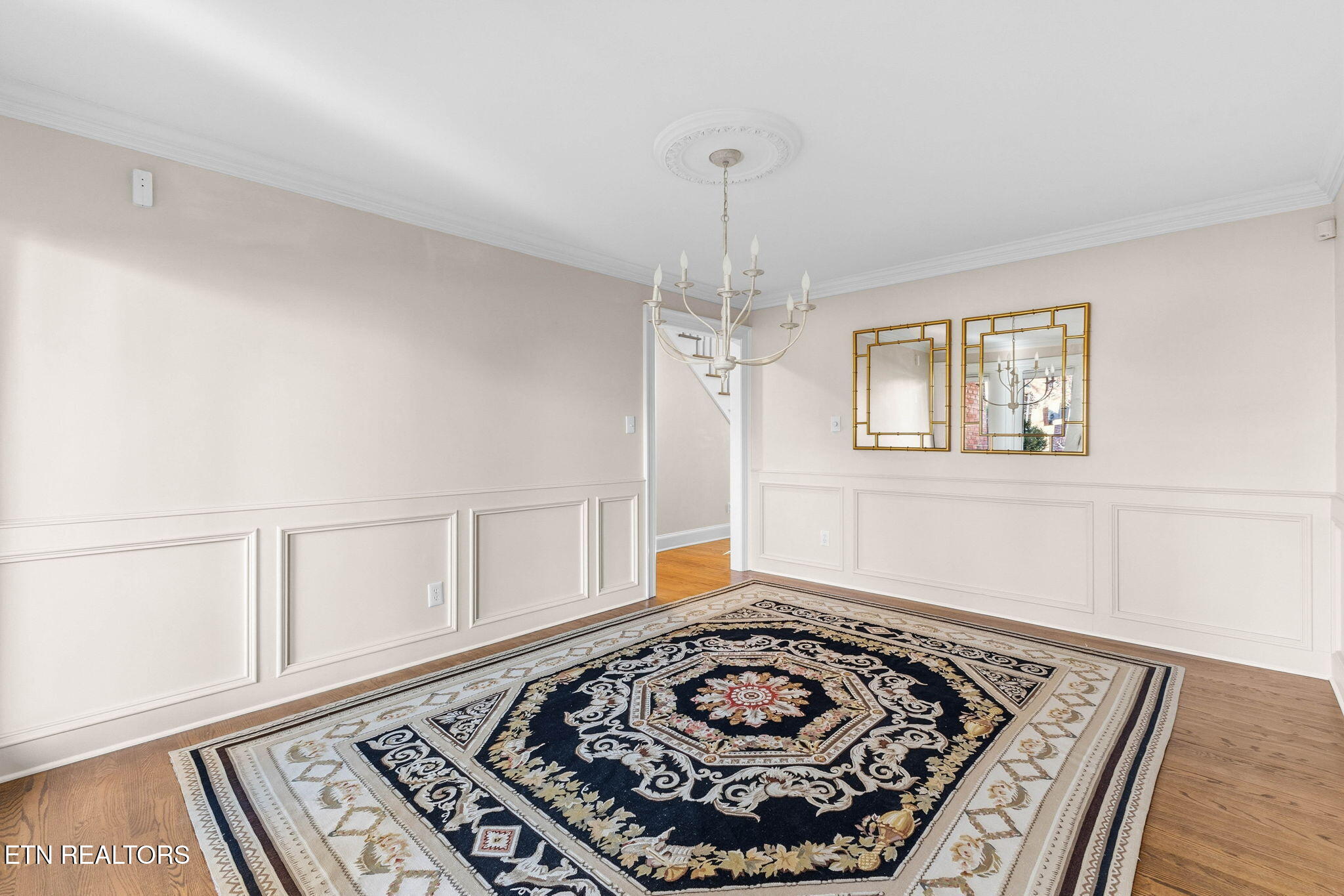 916 Highland Point Drive