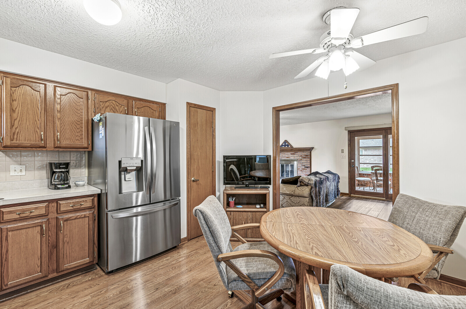 1002 Pamela Dr
