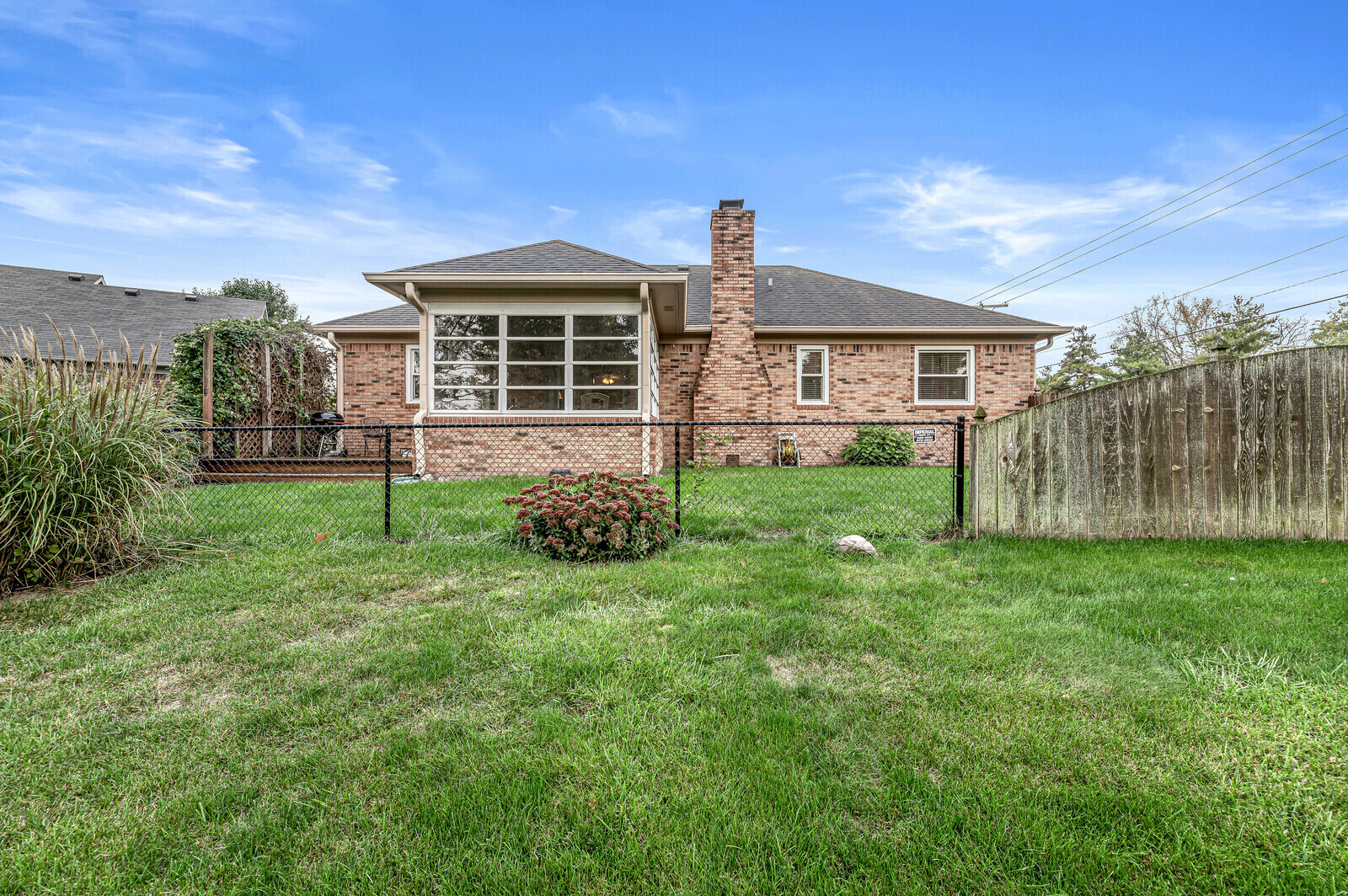 1002 Pamela Dr