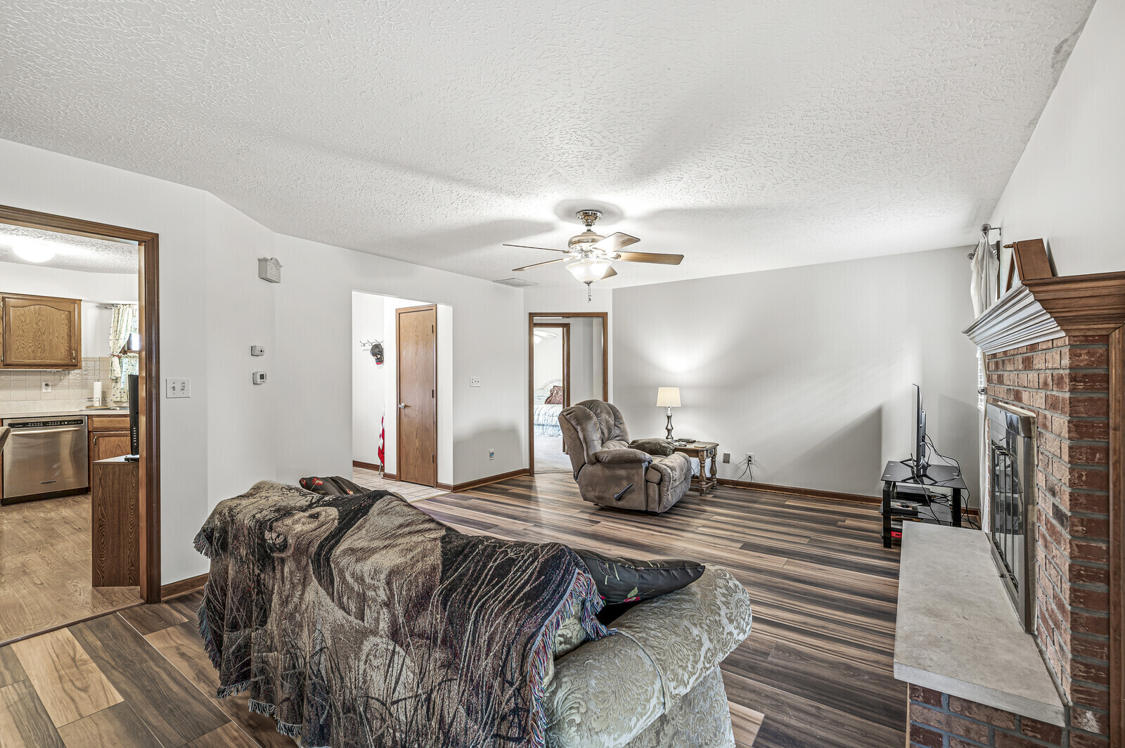 1002 Pamela Dr