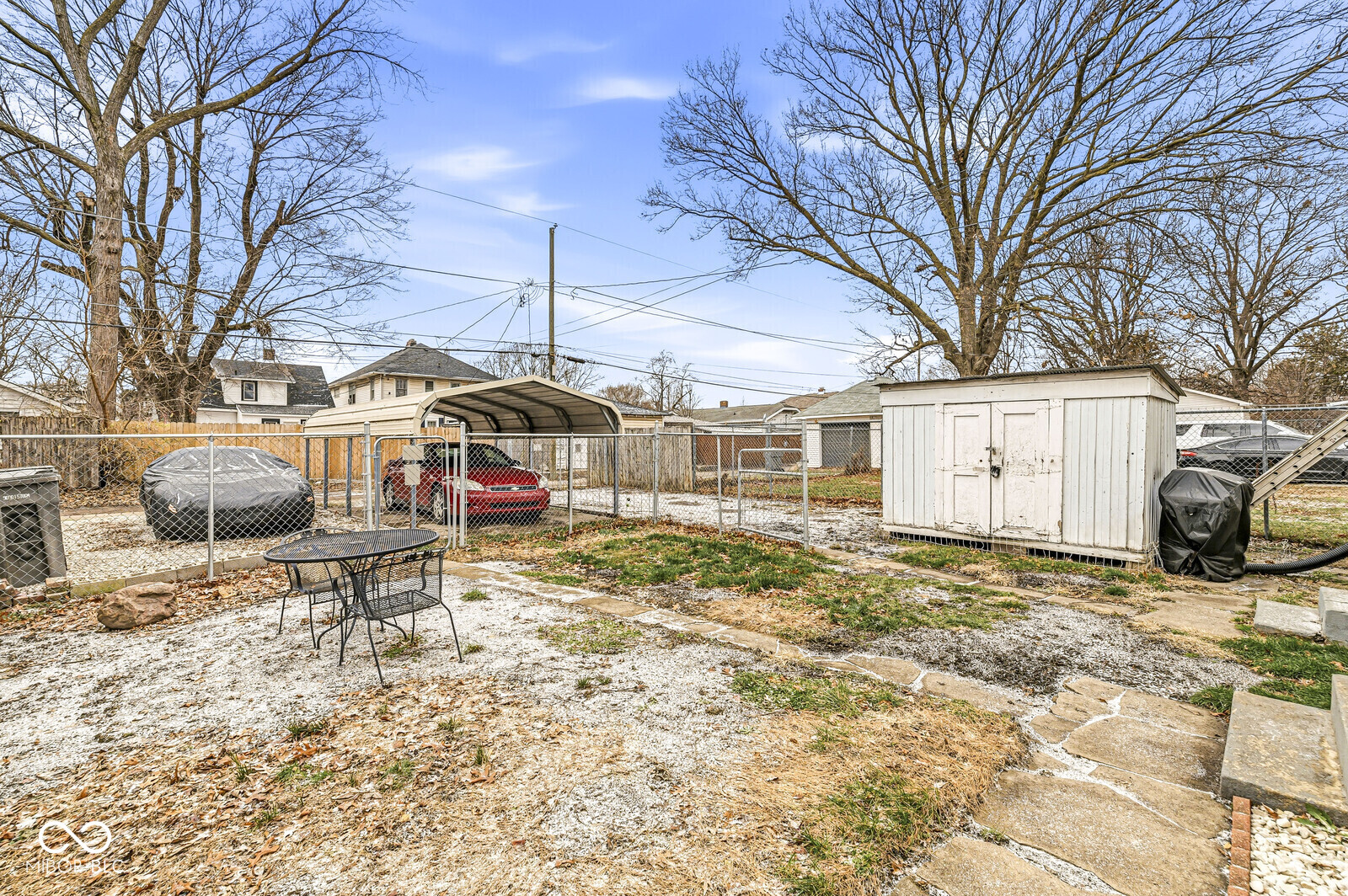 630 N Gladstone Avenue N