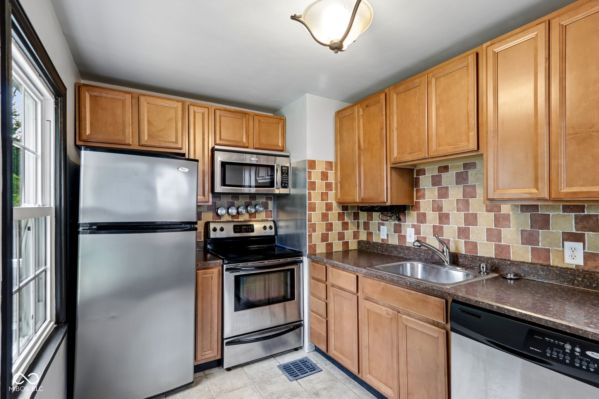 4730 Stratford