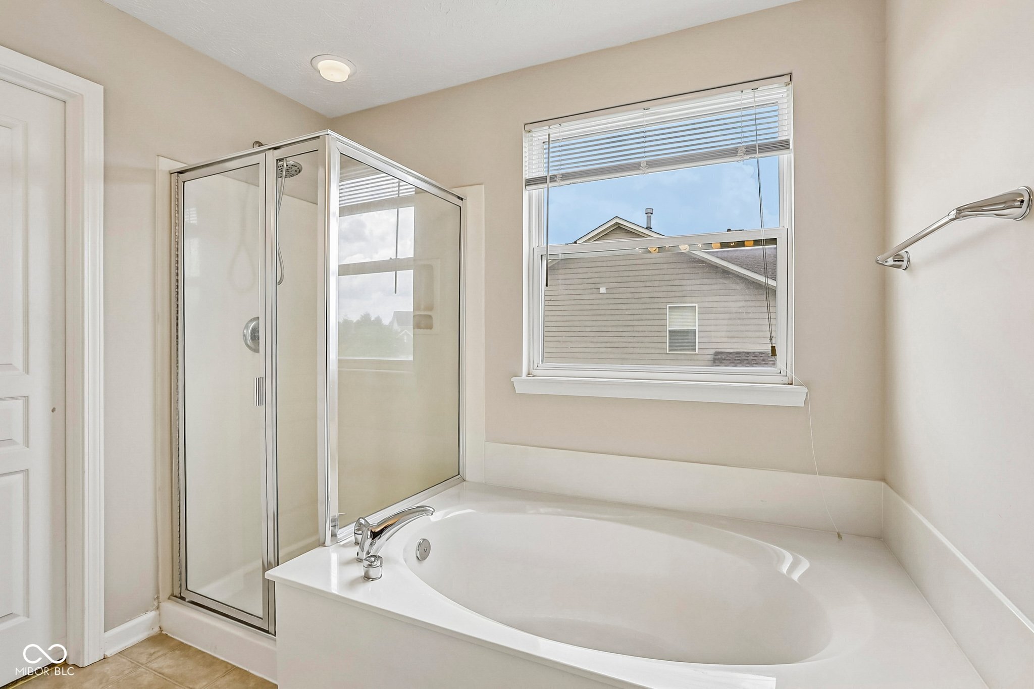 3992 Rowlett Place