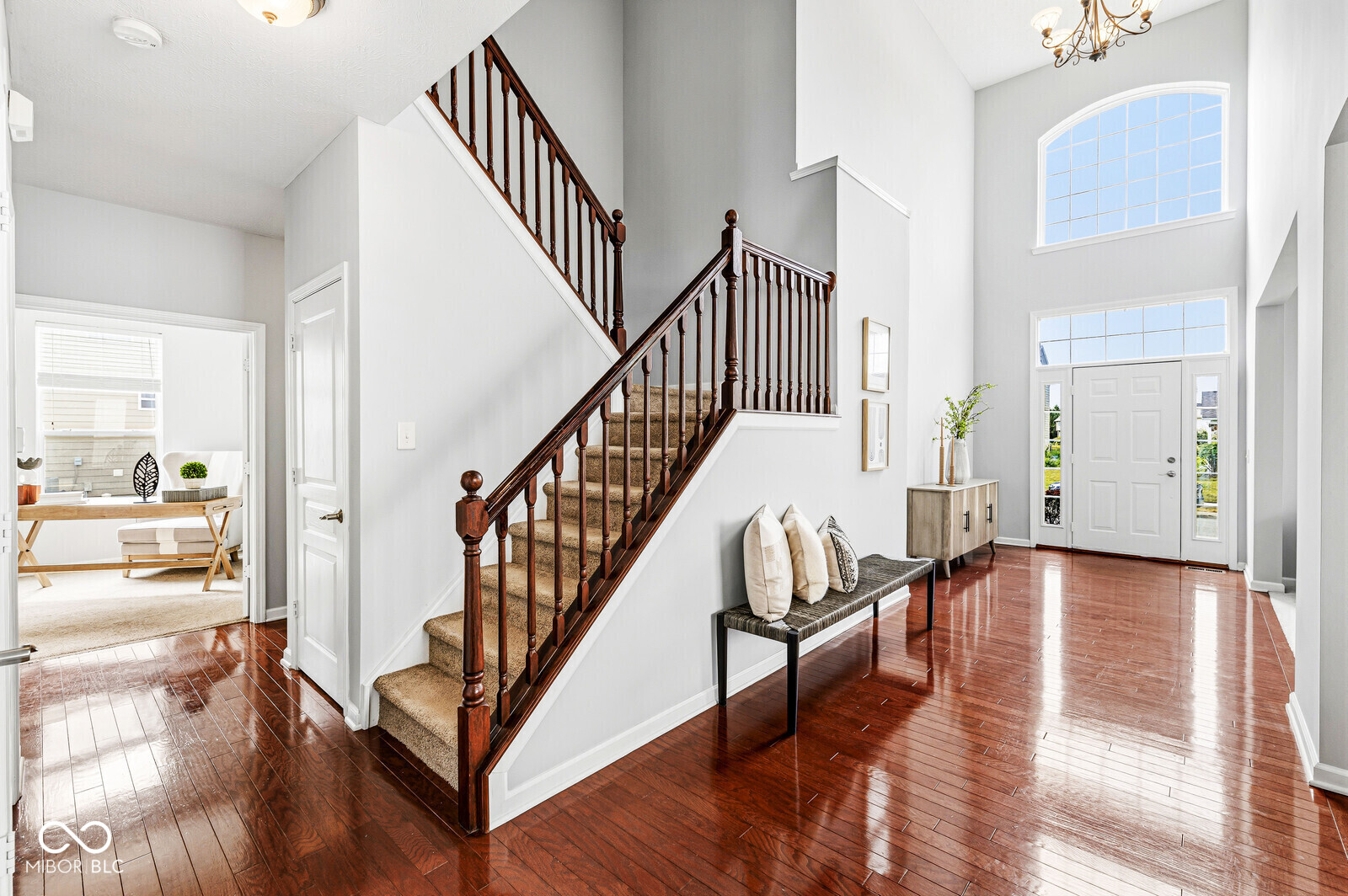 3992 Rowlett Place