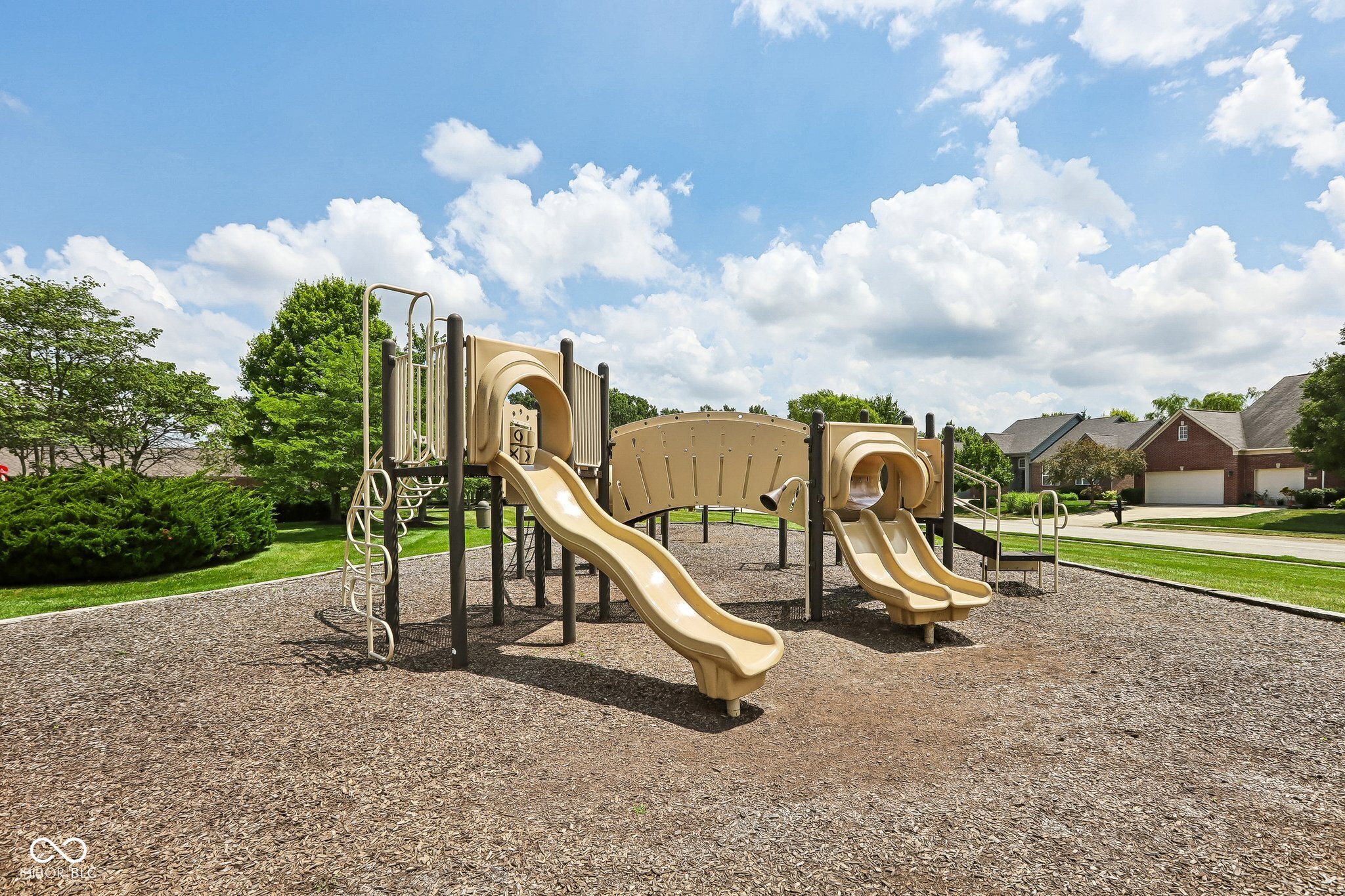 3992 Rowlett Place