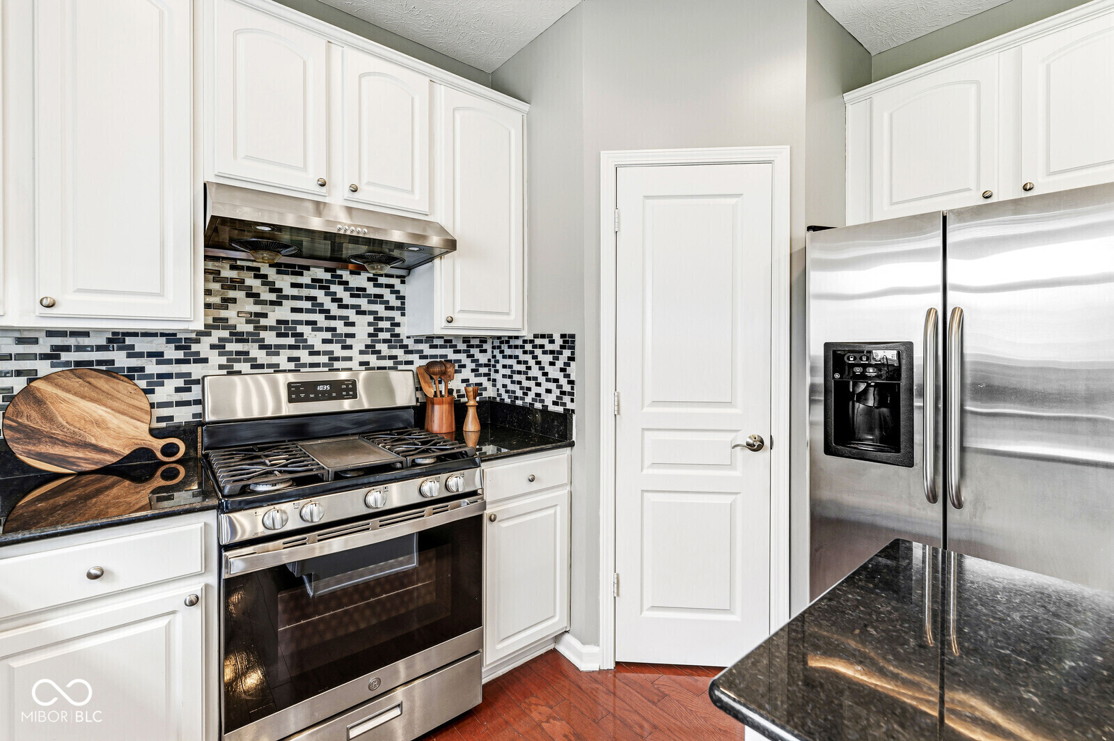3992 Rowlett Place