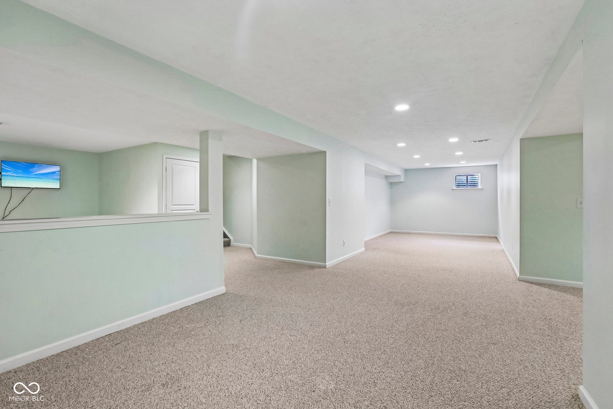 3992 Rowlett Place
