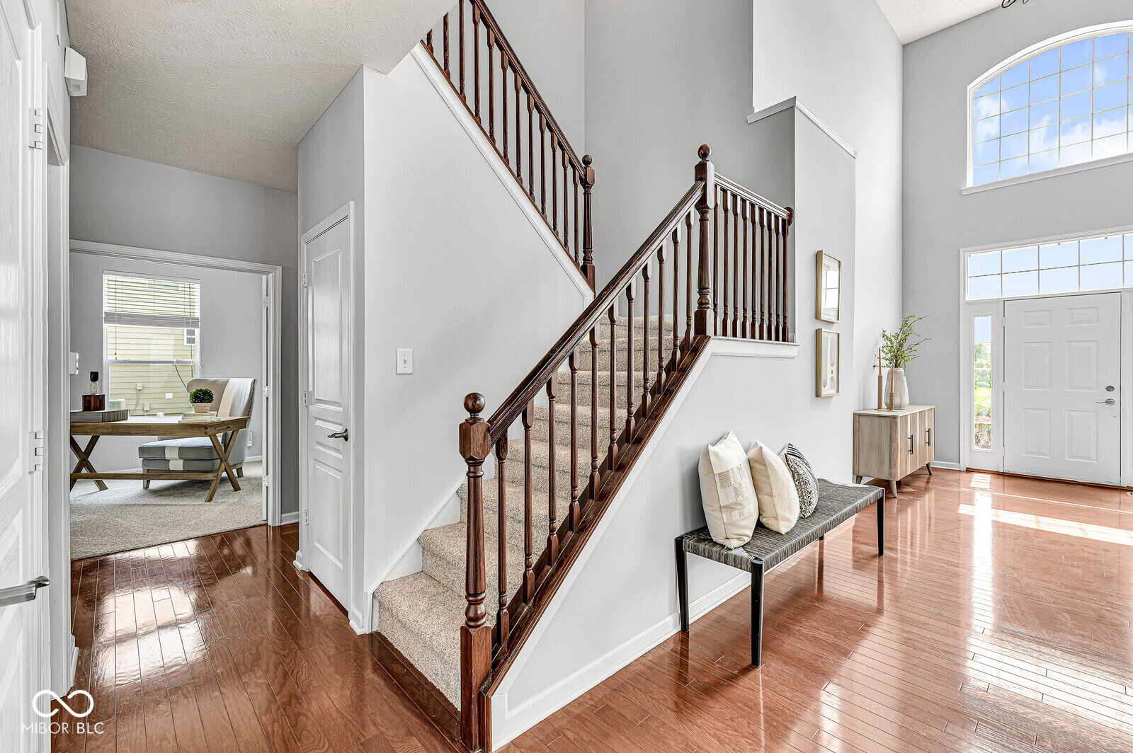 3992 Rowlett Place