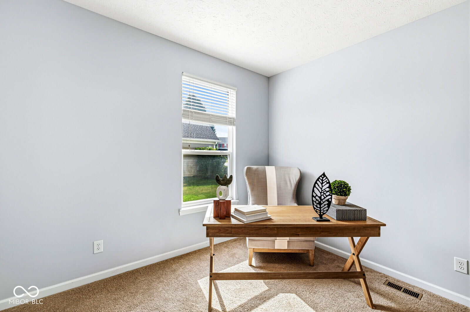 3992 Rowlett Place