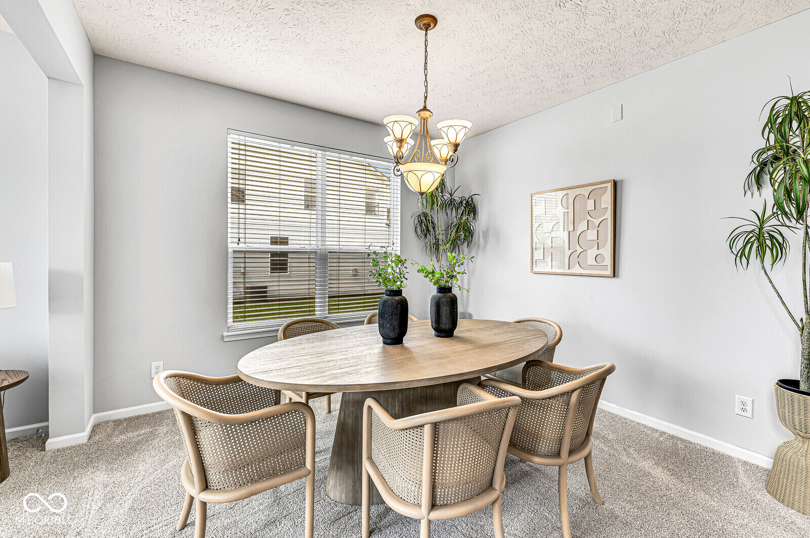 3992 Rowlett Place