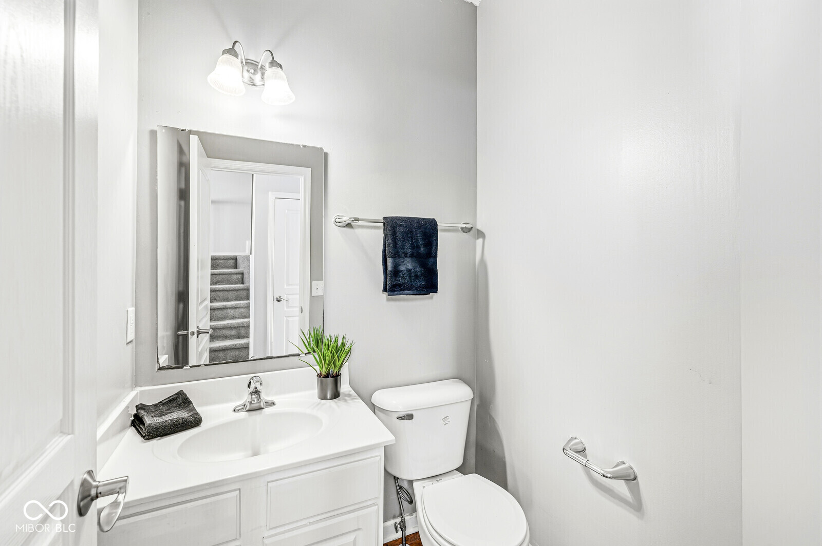 3992 Rowlett Place