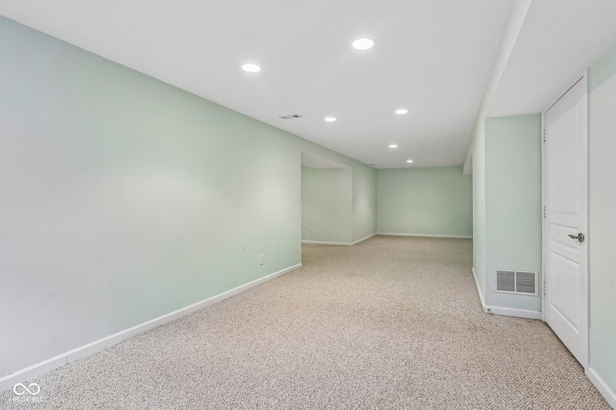 3992 Rowlett Place