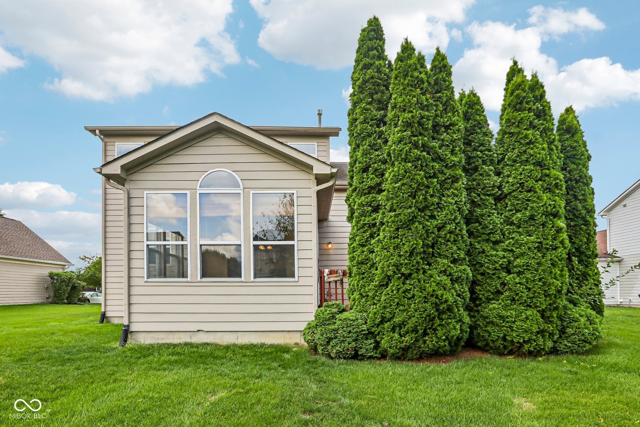 3992 Rowlett Place