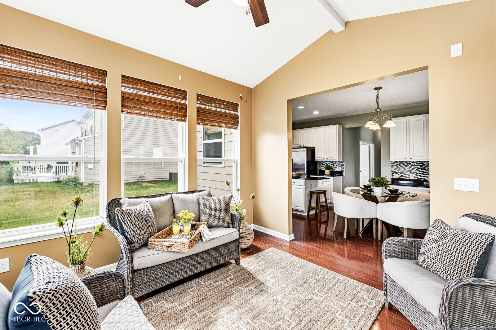 3992 Rowlett Place