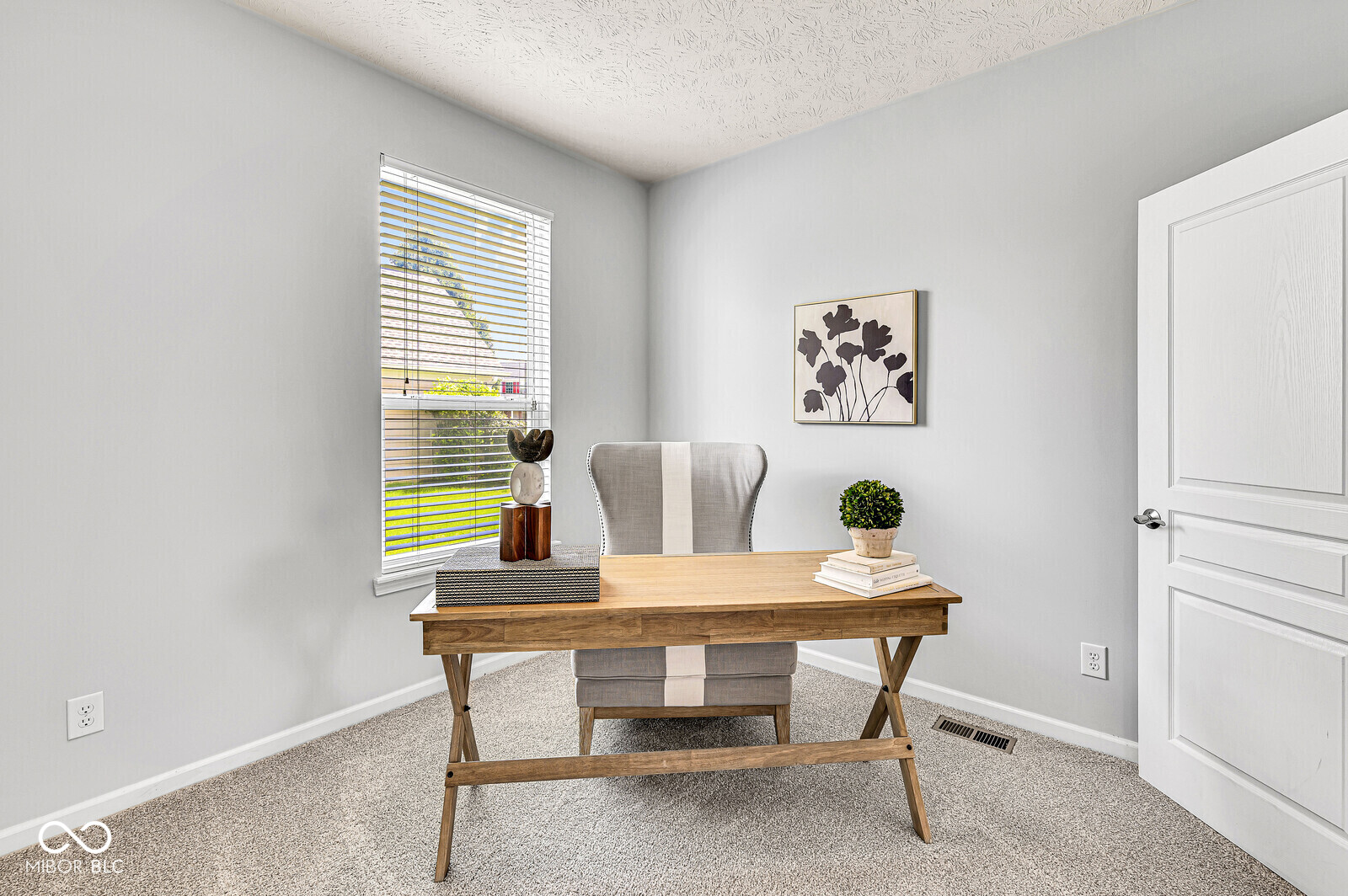 3992 Rowlett Place