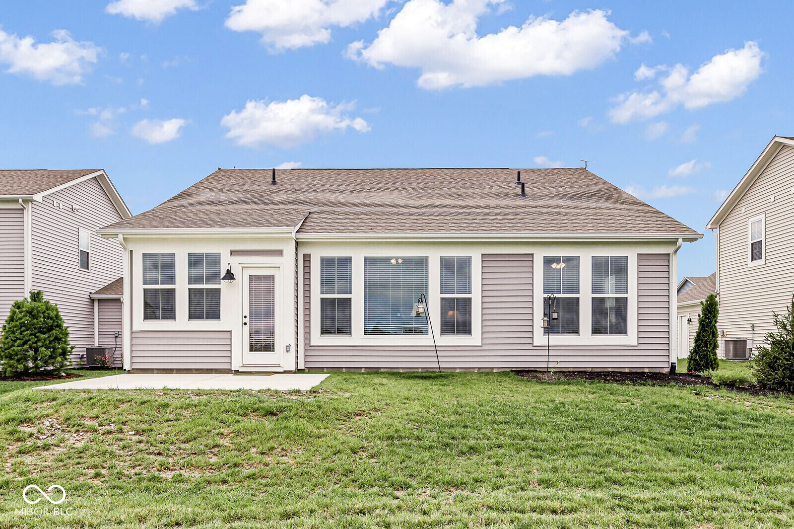 778 Oakleaf