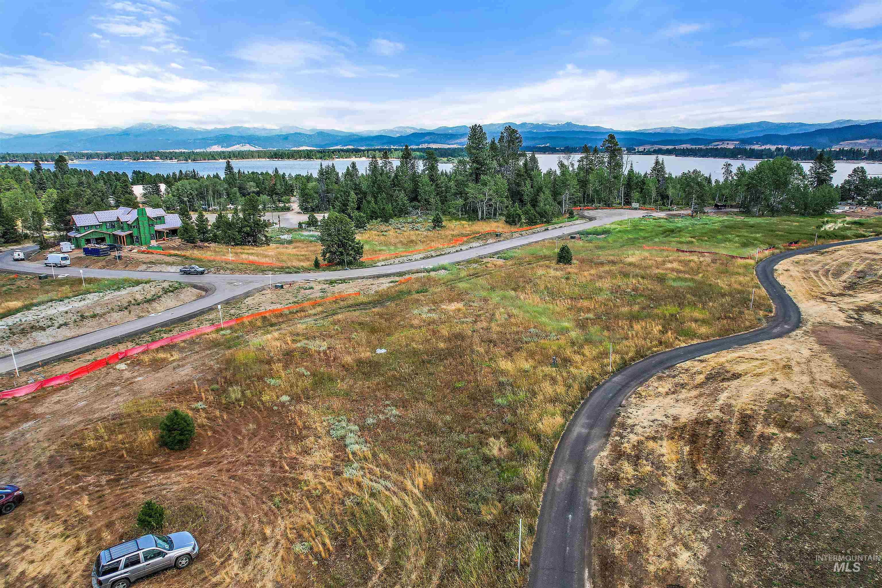 17 Aspen Glade Court