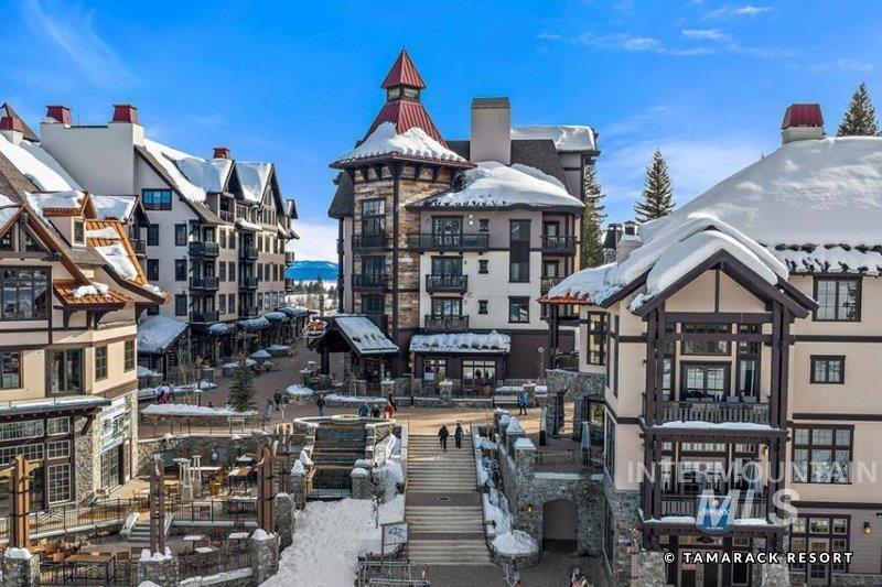 17 Aspen Glade Court