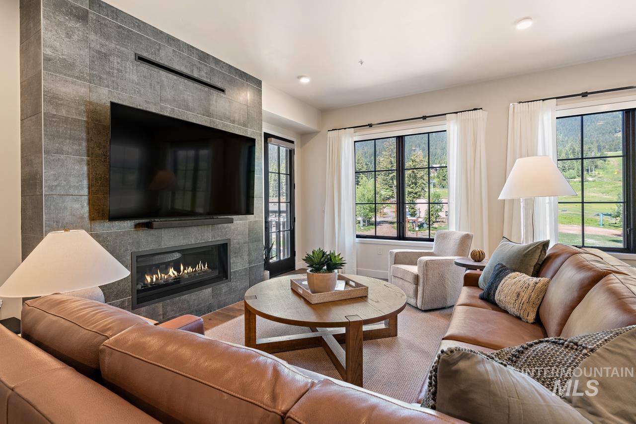 740 Village Drive Unit: 201