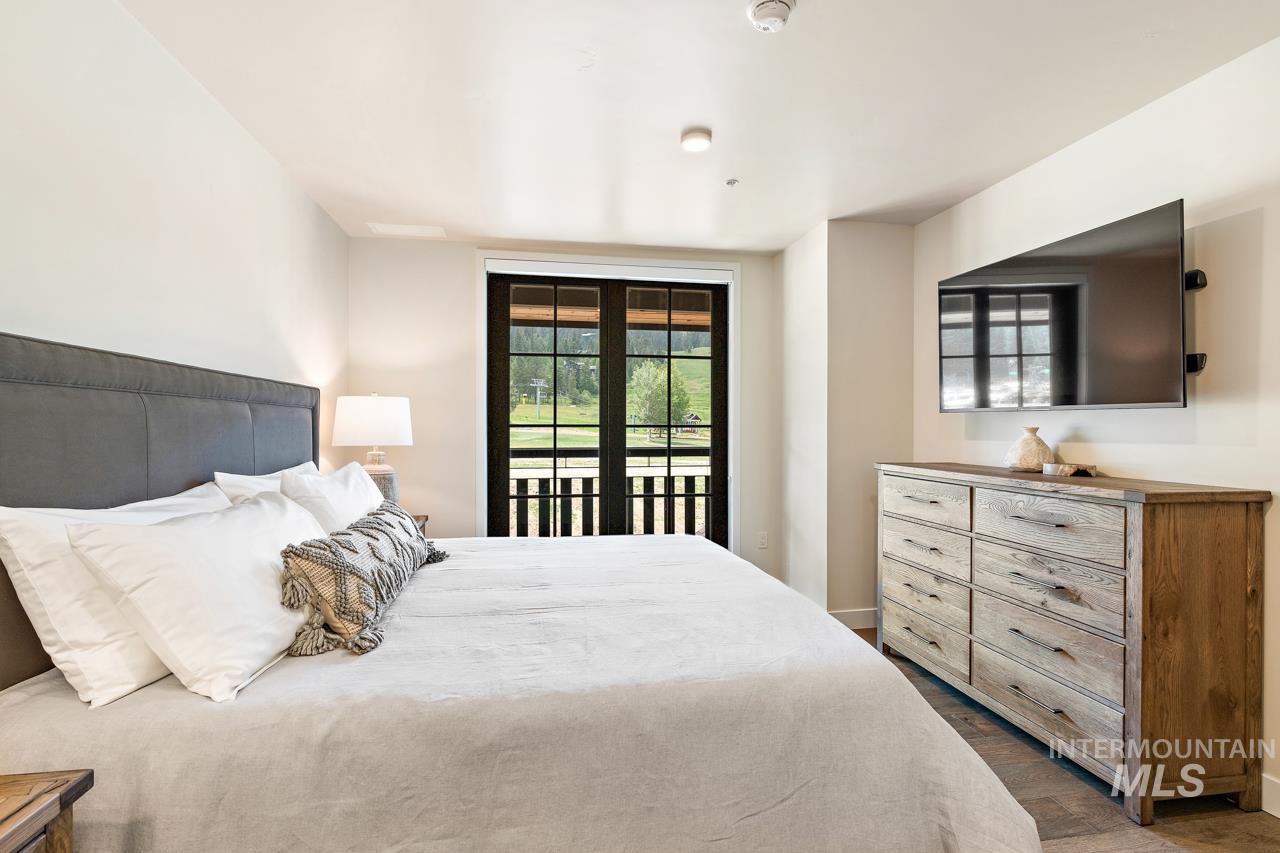 740 Village Drive Unit: G01