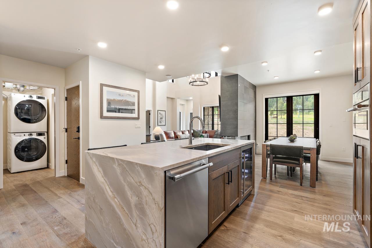 740 Village Drive Unit: G01