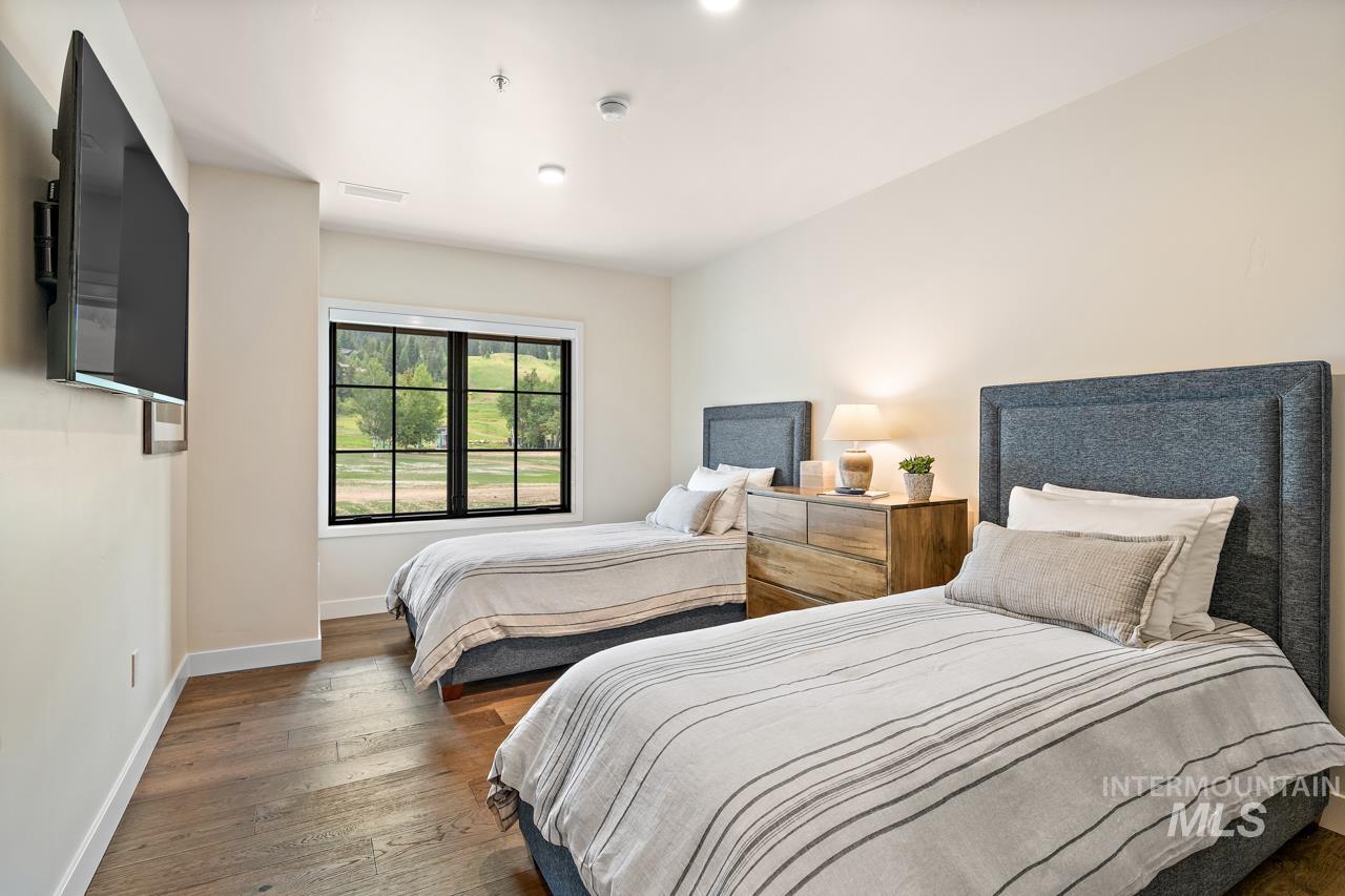 740 Village Drive Unit: G01