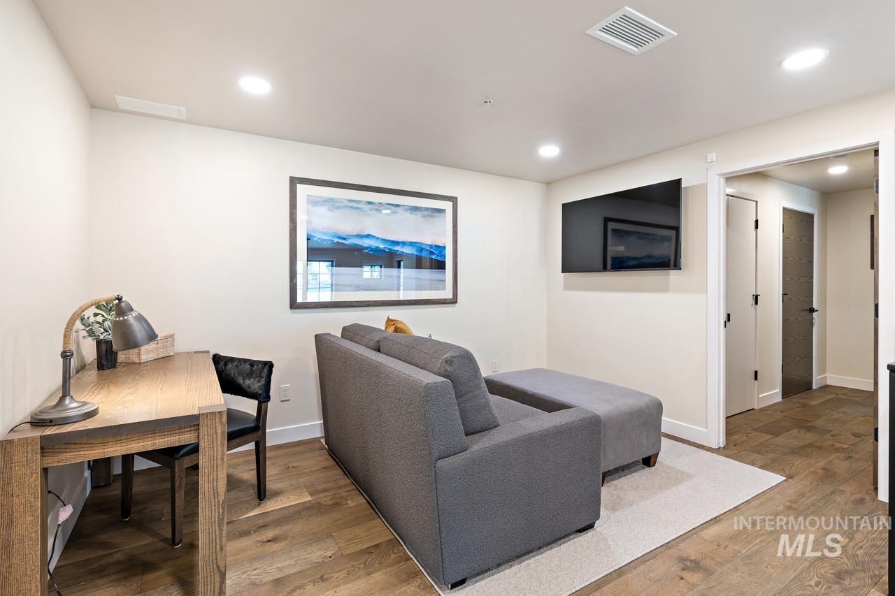 740 Village Drive Unit: G01