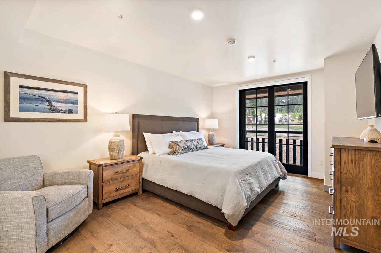 740 Village Drive Unit: G01