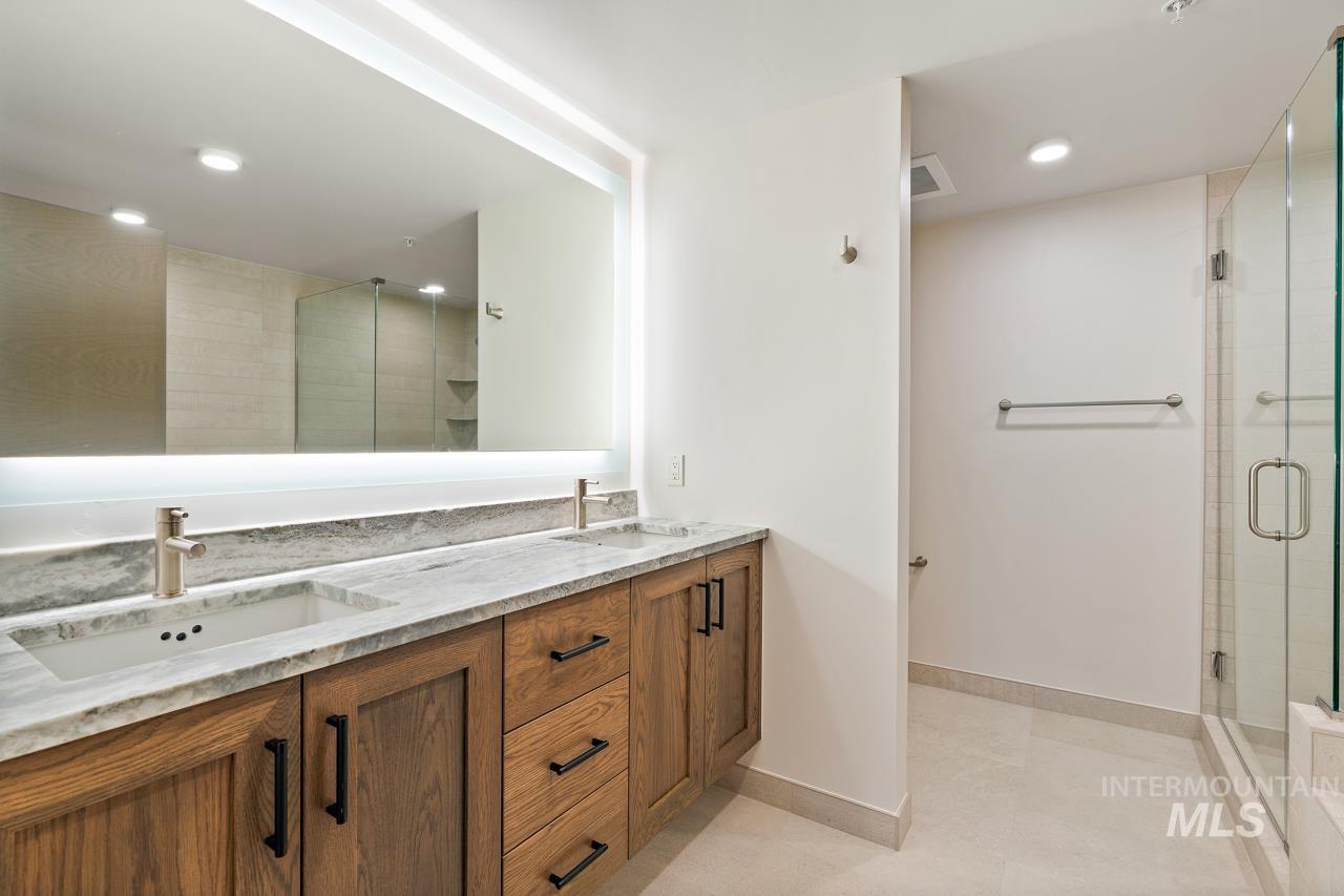 740 Village Drive Unit: G01