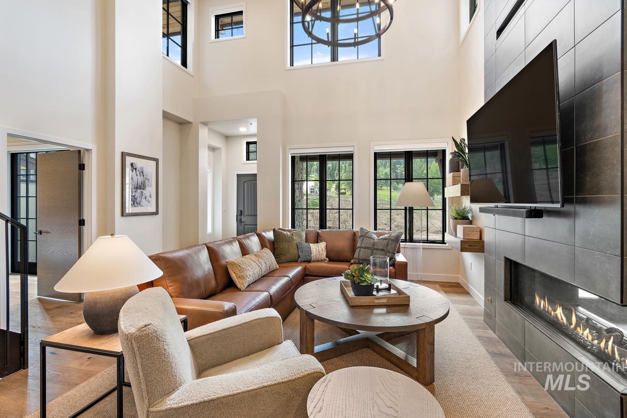 740 Village Drive Unit: G01