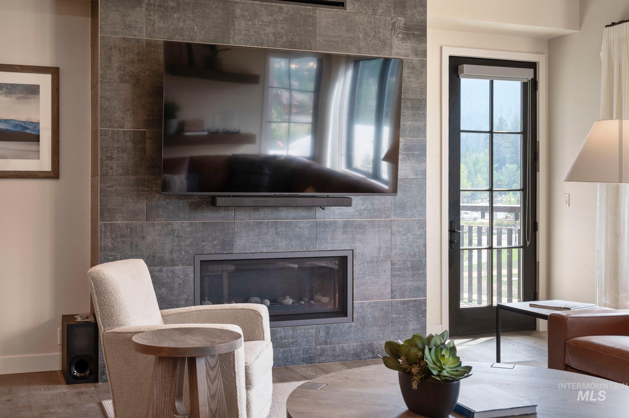 700 Village Drive Unit: 201
