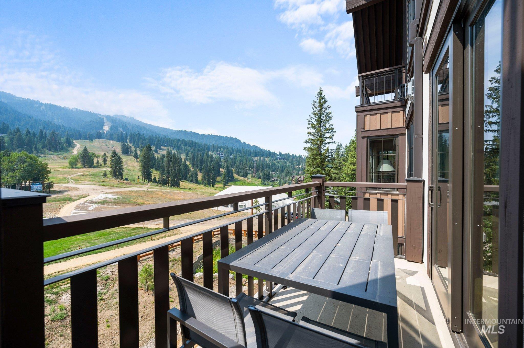 700 Village Drive Unit: 203