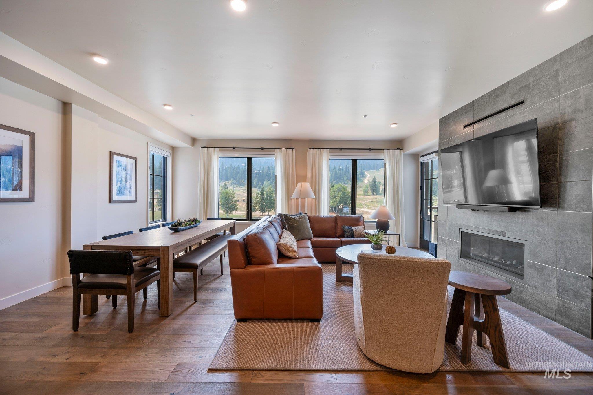 700 Village Drive Unit: 203