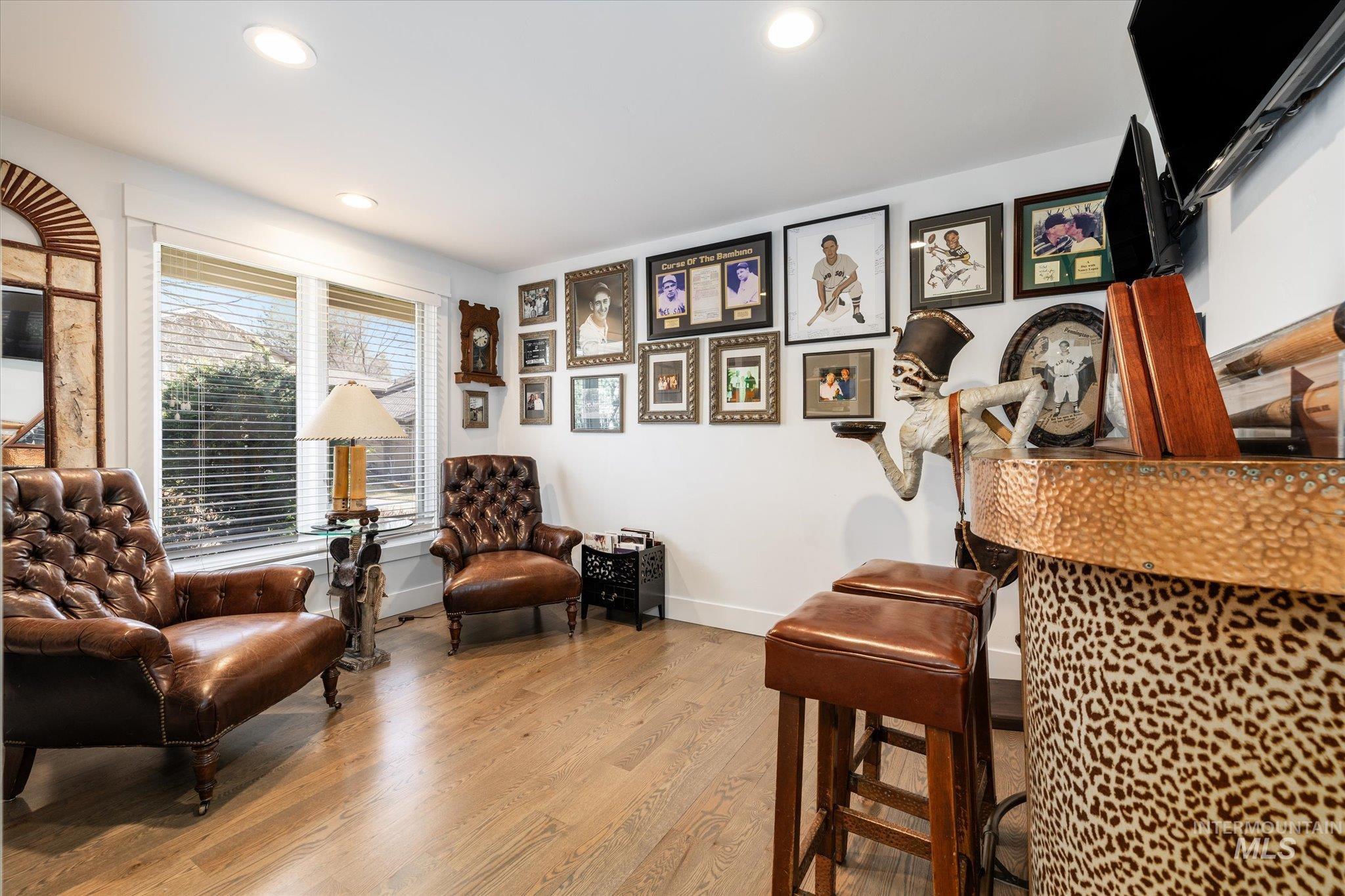 2021 S White Pine Lane
