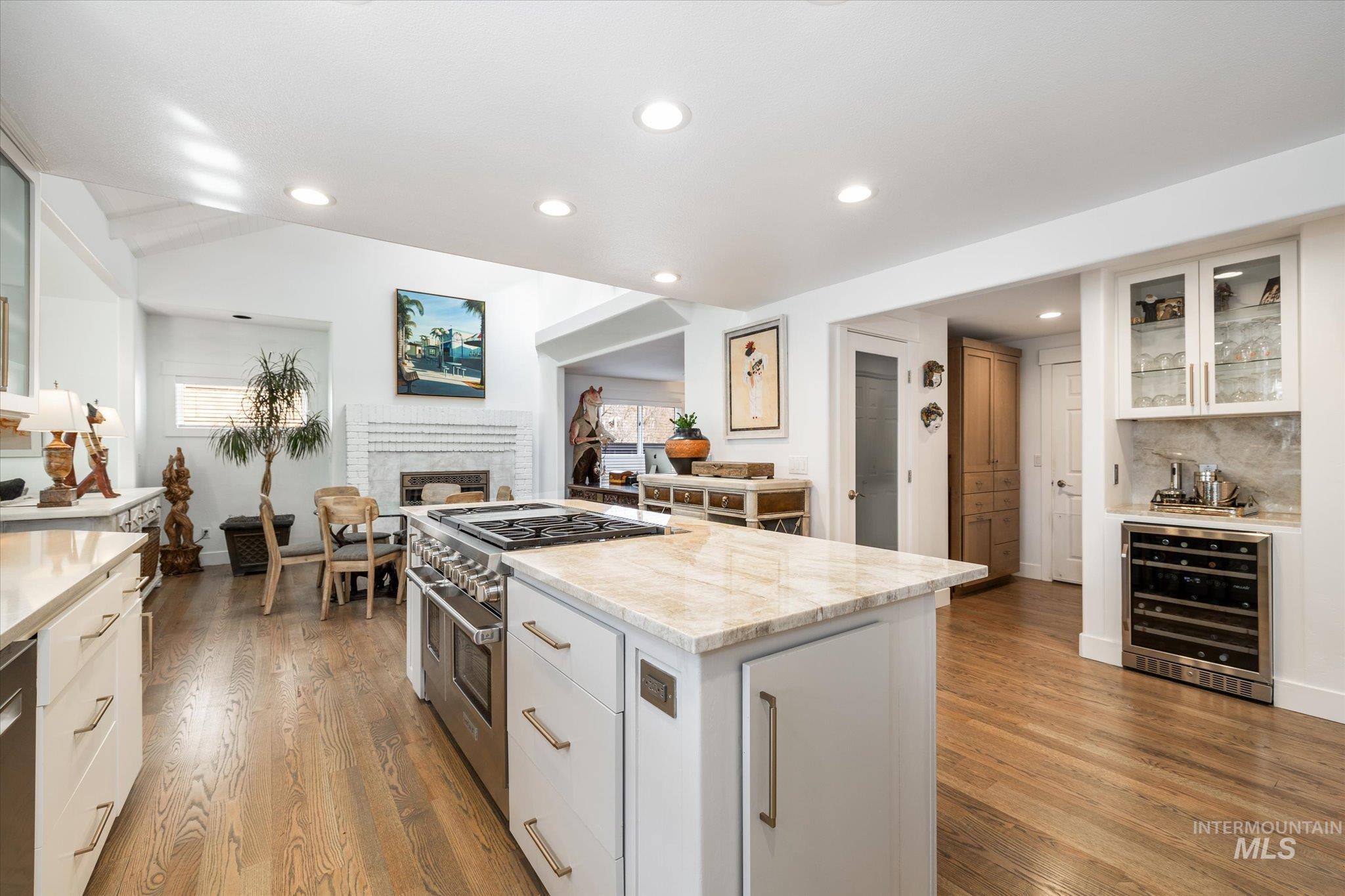 2021 S White Pine Lane