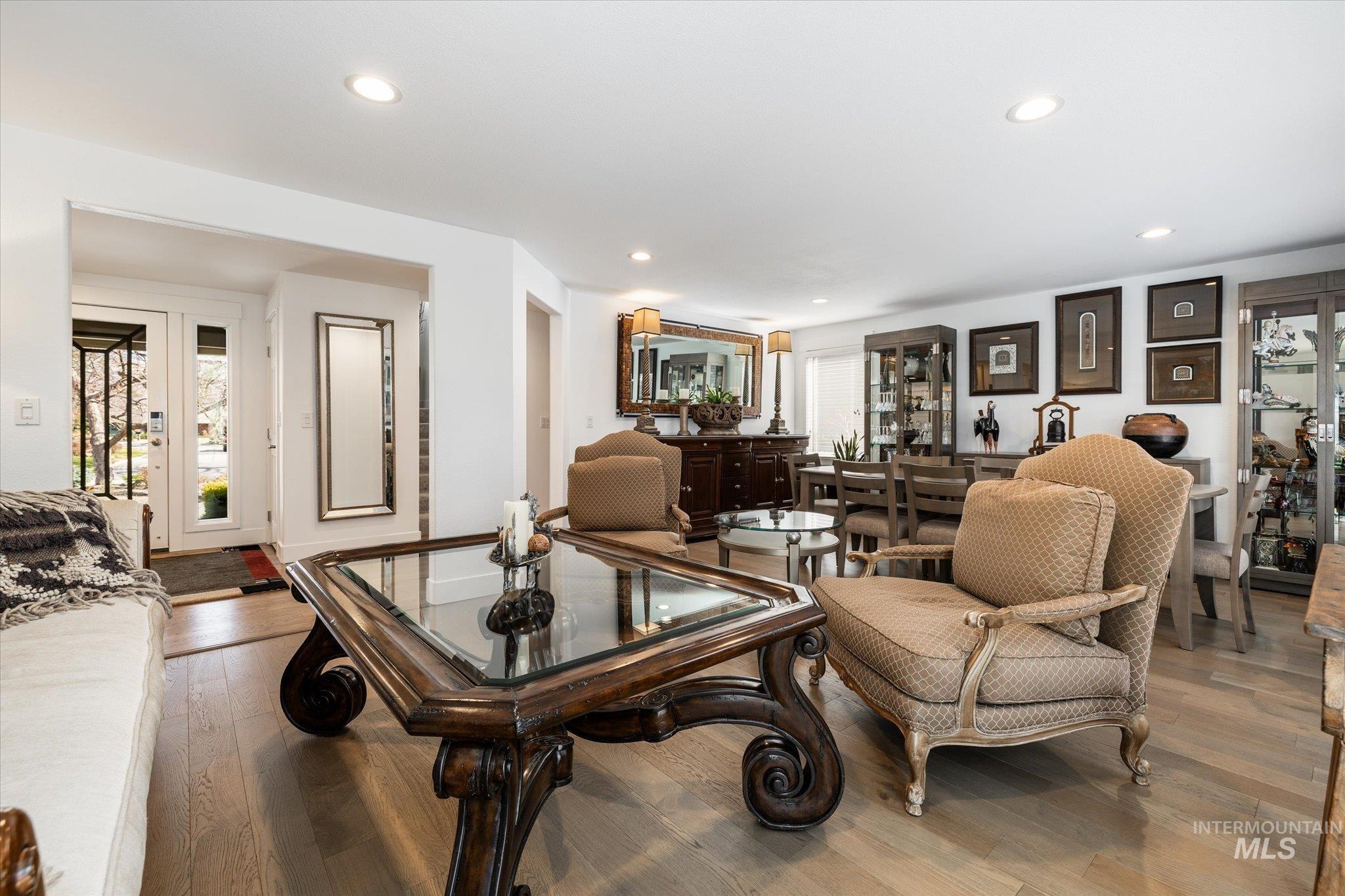 2021 S White Pine Lane