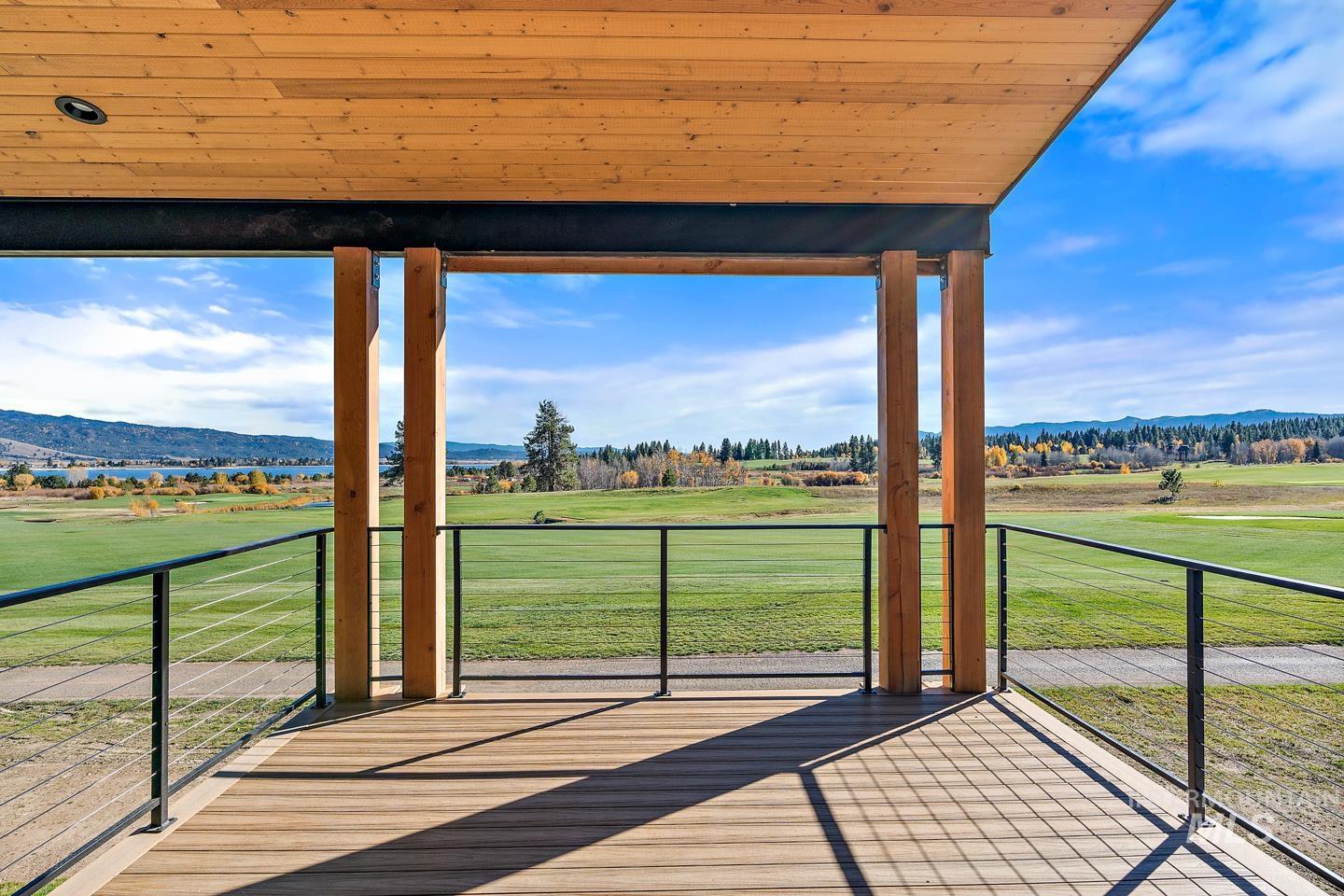 19 Aspen Glade Court