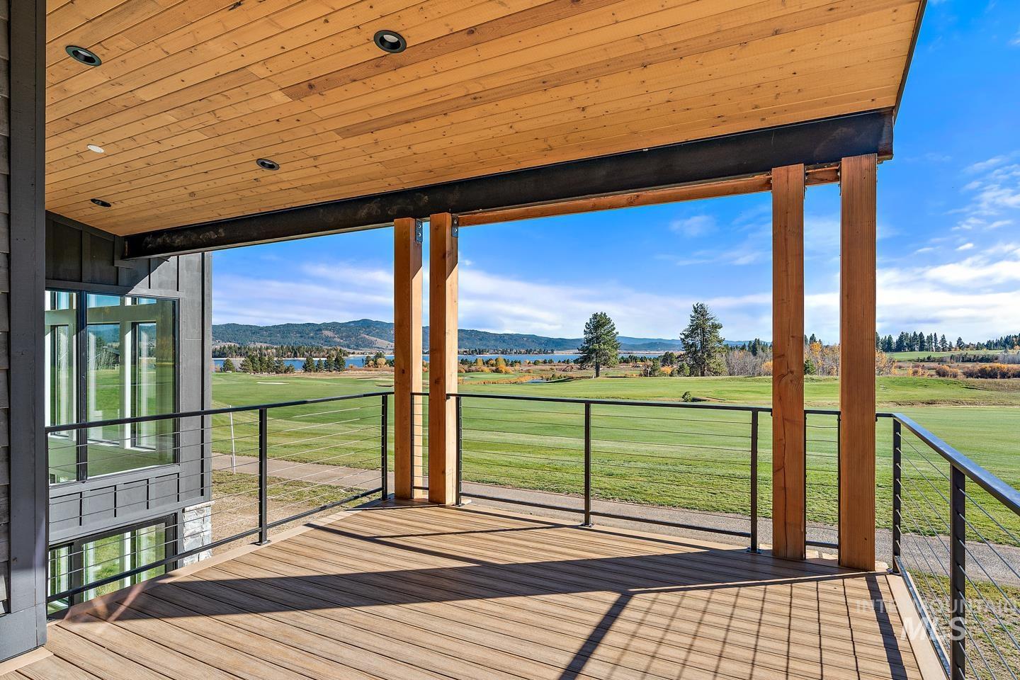 19 Aspen Glade Court
