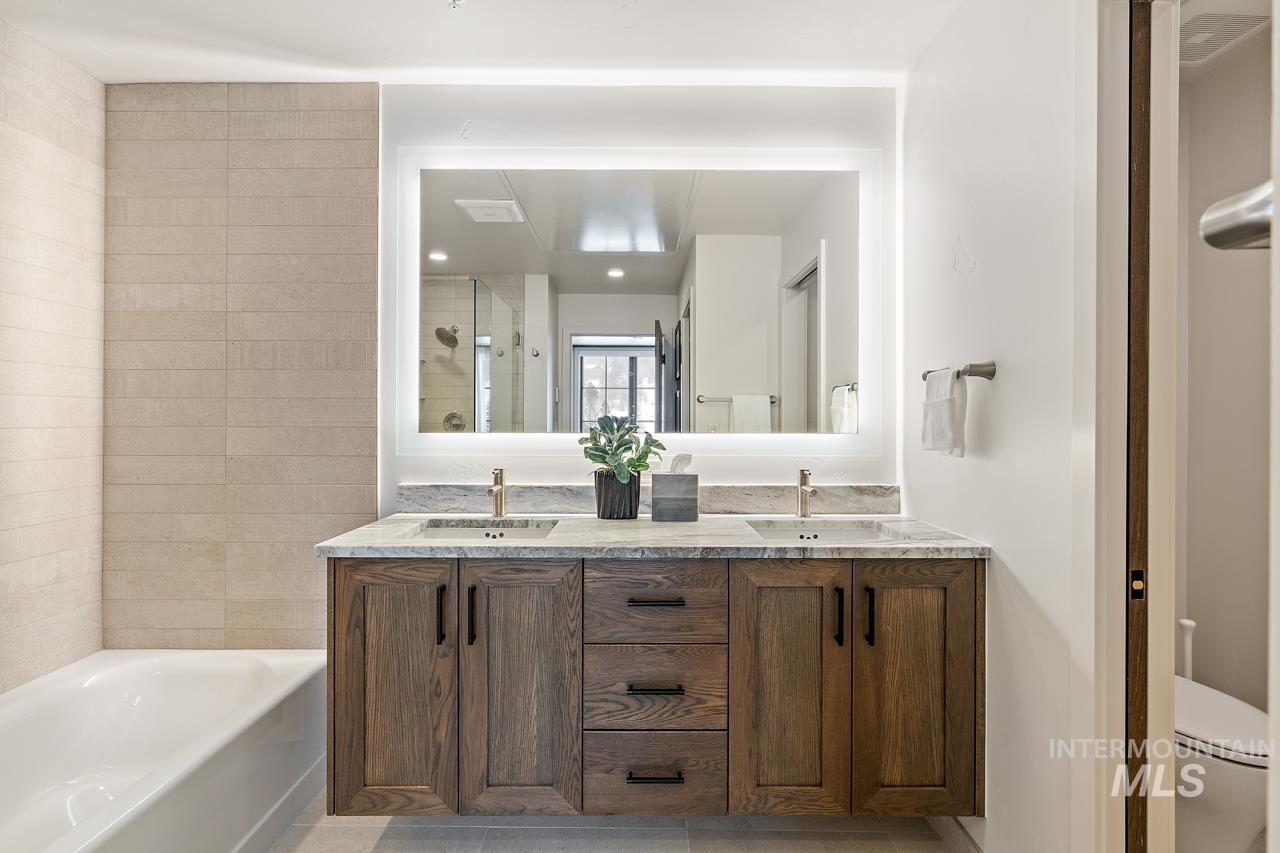 700 Village Drive Unit: 305
