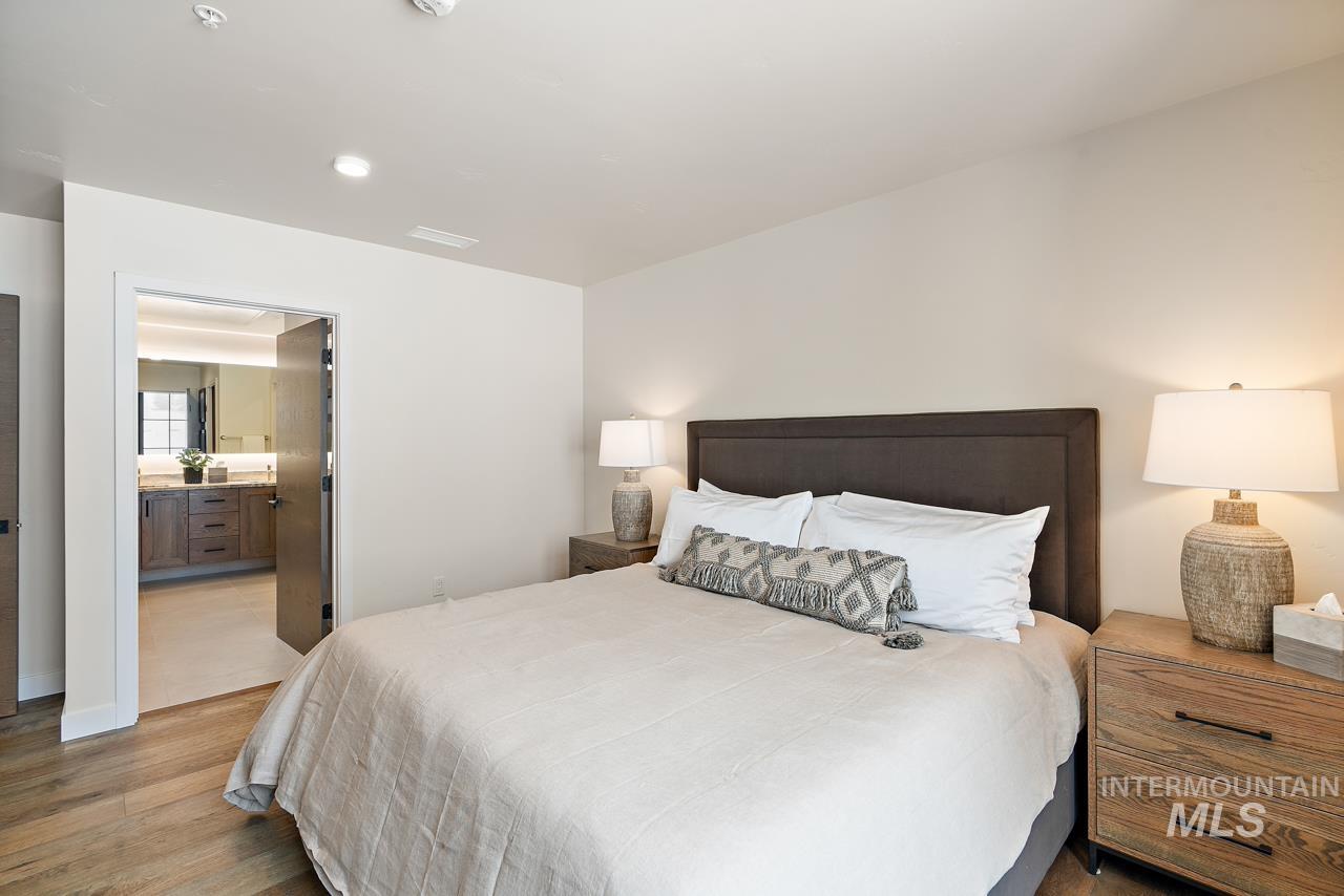 700 Village Drive Unit: 305