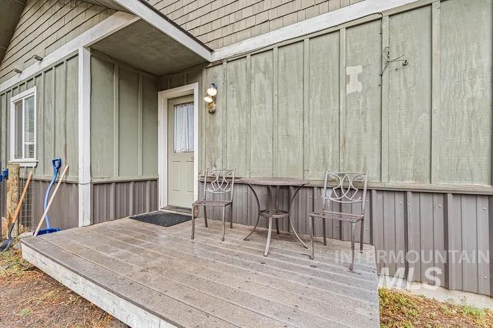 458 Smitty Ave