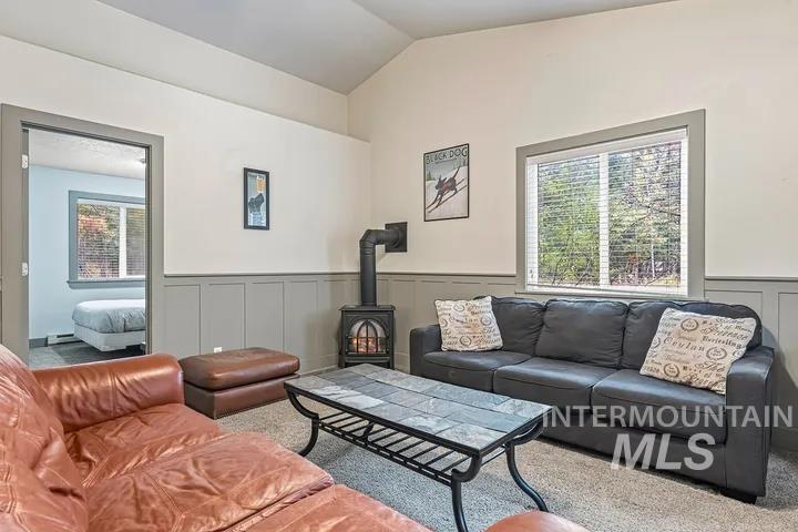 458 Smitty Ave