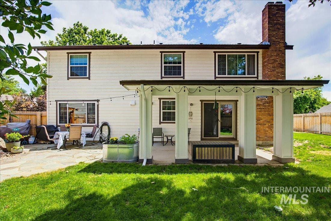 2779 S Falling Brook Way