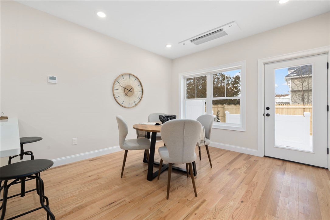 2907 Post Road 5