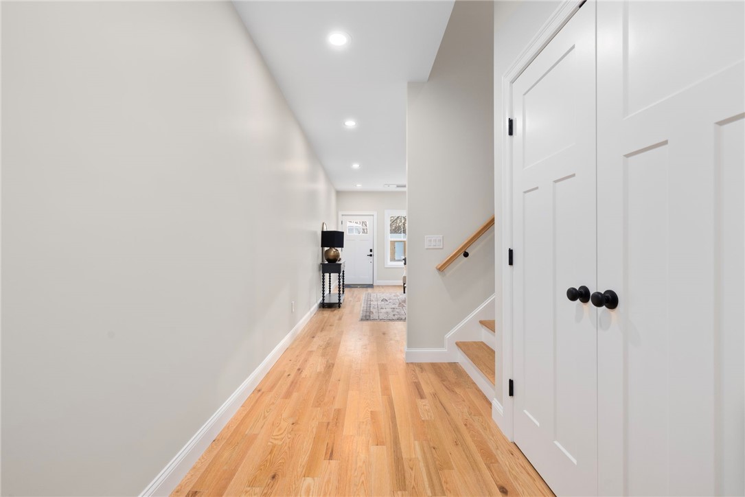 2907 Post Road 6