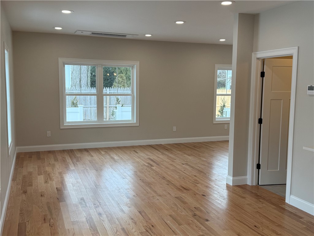 2907 Post Road 8