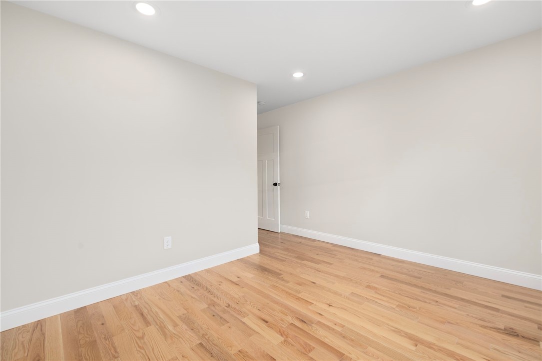 2907 Post Road 4
